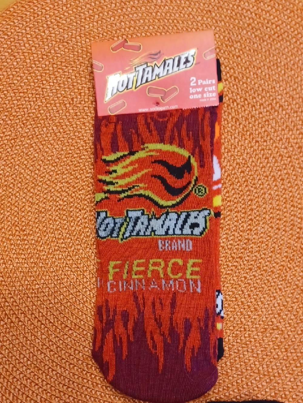 Hot Sox Fierce Cinnamon Low-Cut Socks - Orange, Red, Yellow, Black NWT